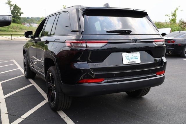 2024 Jeep Grand Cherokee Altitude X 5