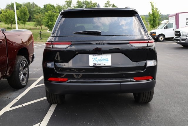 2024 Jeep Grand Cherokee Altitude X 6