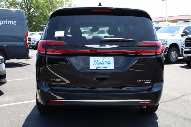 2024 Chrysler Pacifica Limited 6