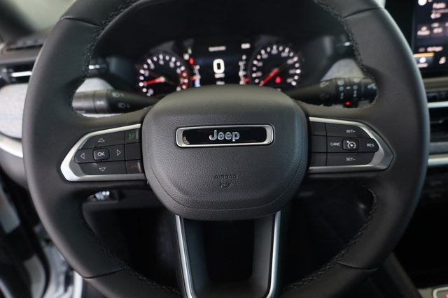 2025 Jeep Compass Latitude 11