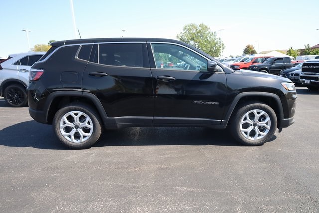 2025 Jeep Compass Sport 4