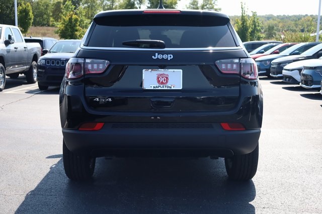 2025 Jeep Compass Sport 6