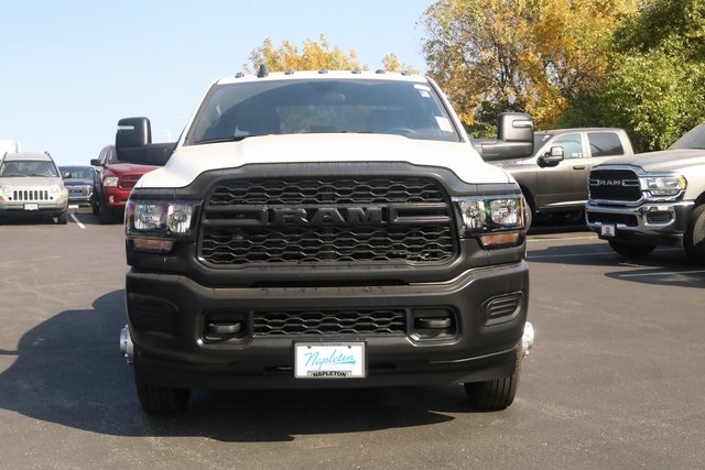 2024 Ram 3500 Tradesman 3