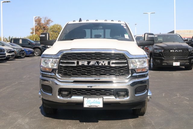 2024 Ram 3500 Tradesman 3