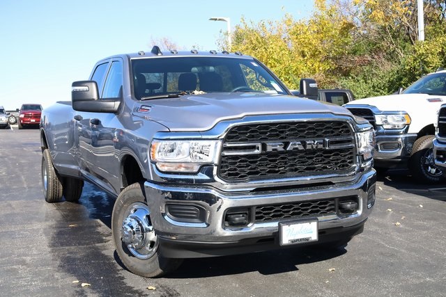 2024 Ram 3500 Tradesman 2