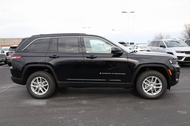 2025 Jeep Grand Cherokee Laredo 4