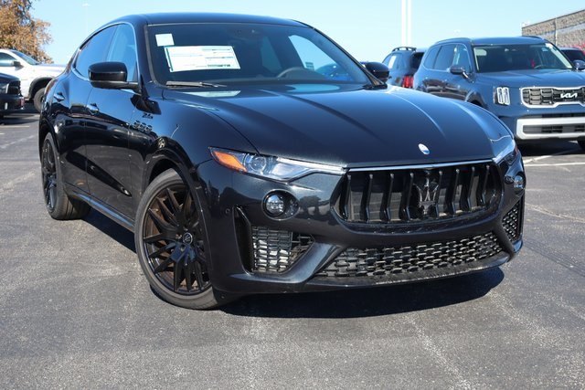 2024 Maserati Levante Modena 2