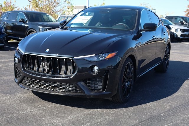 2024 Maserati Levante Modena 4