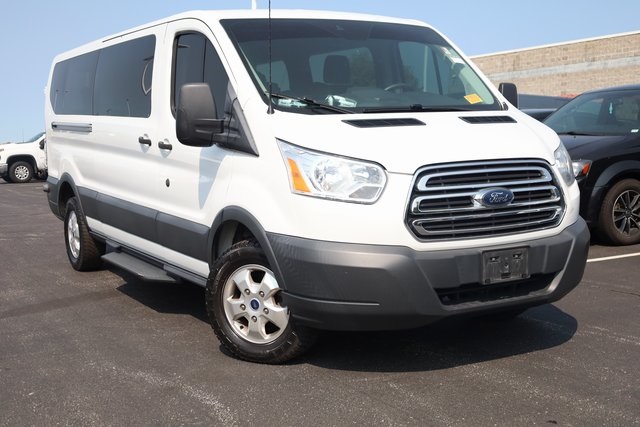 2018 Ford Transit-350 XLT 2