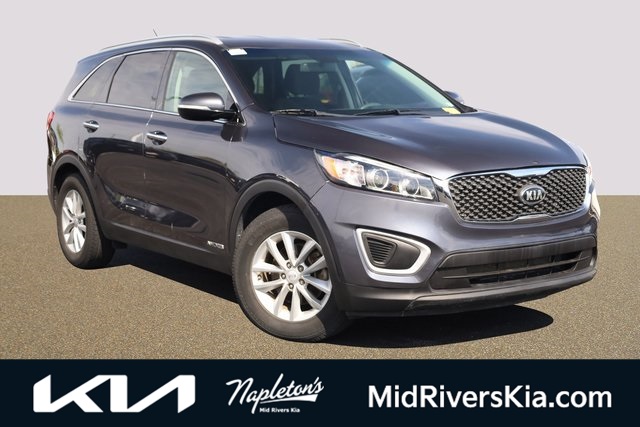 2017 Kia Sorento LX 1