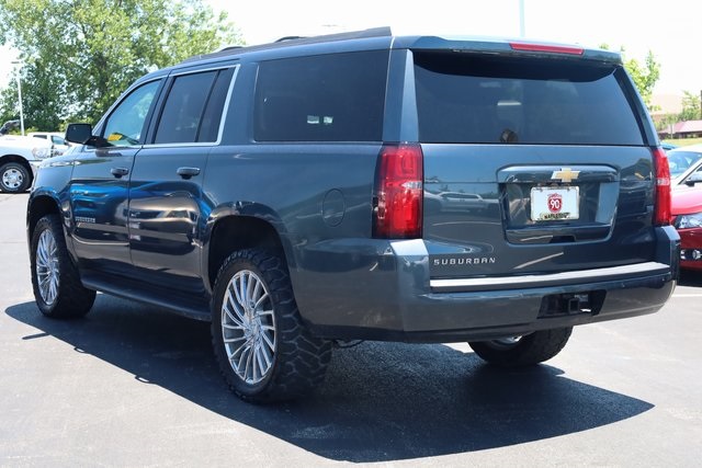 2019 Chevrolet Suburban LT 5