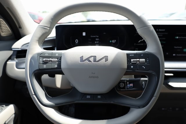 2024 Kia EV9 Land 11