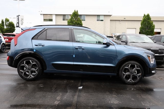 2024 Kia Niro EX Touring 3