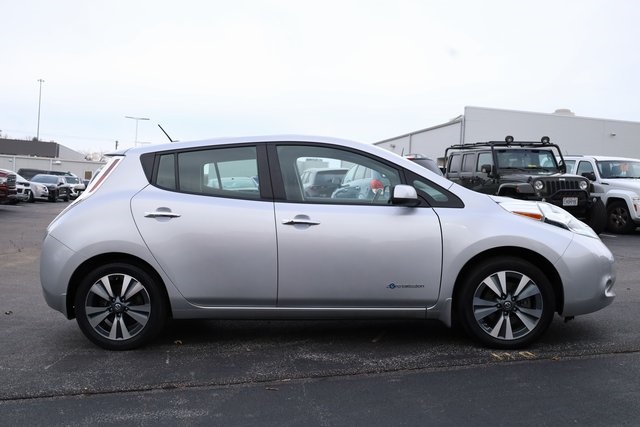 2017 Nissan Leaf SV 3