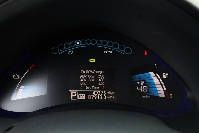 2017 Nissan Leaf SV 14