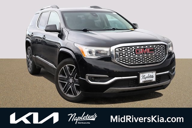 2017 GMC Acadia Denali 1