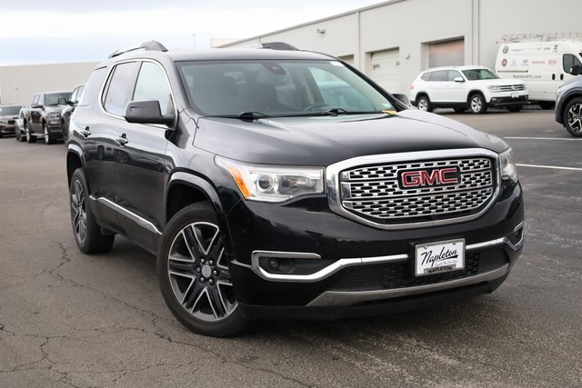 2017 GMC Acadia Denali 2