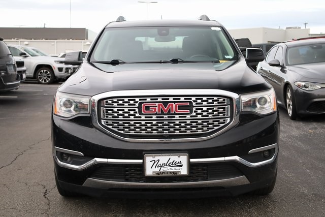 2017 GMC Acadia Denali 3