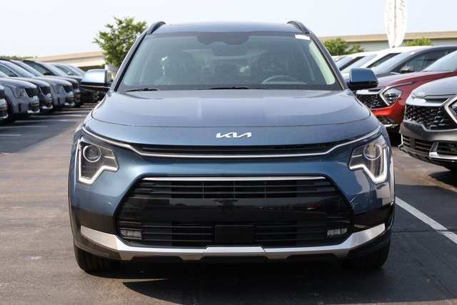 2024 Kia Niro EX Touring 3