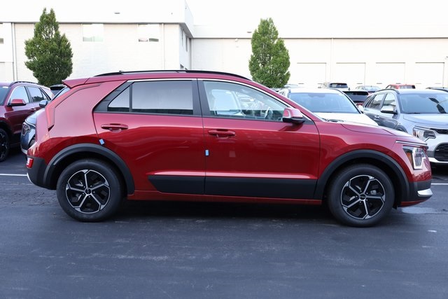 2024 Kia Niro Plug-In Hybrid EX 3