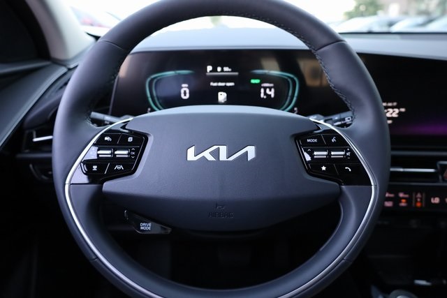 2024 Kia Niro Plug-In Hybrid EX 10