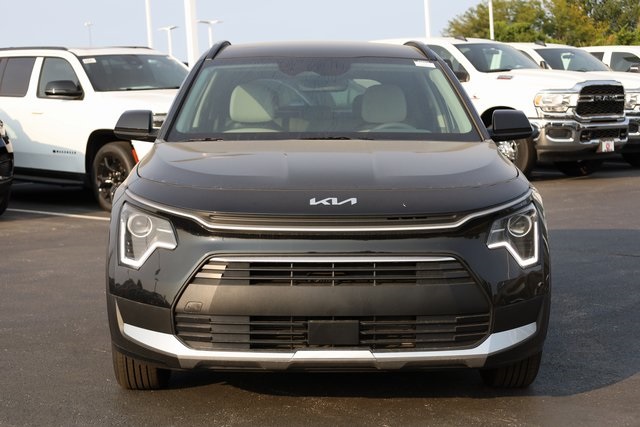 2024 Kia Niro Plug-In Hybrid EX 3