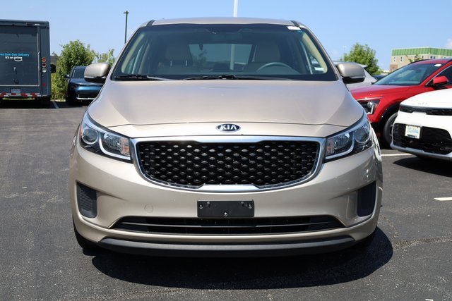 2016 Kia Sedona LX 3