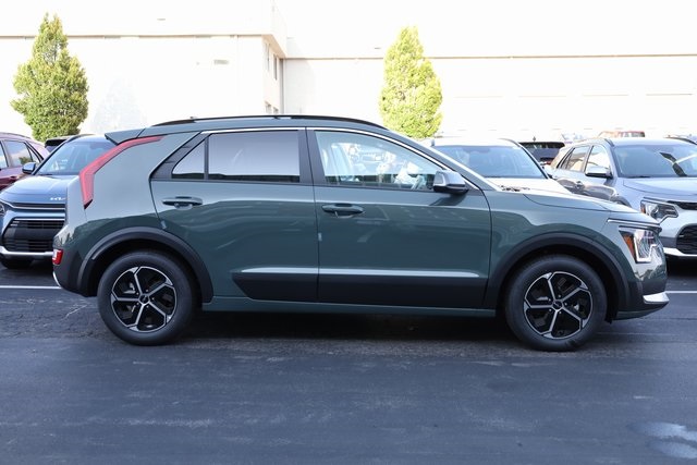 2024 Kia Niro EX 4