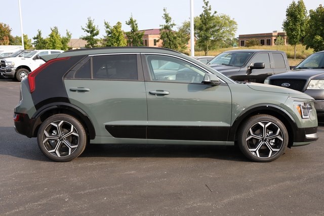 2024 Kia Niro SX Touring 4