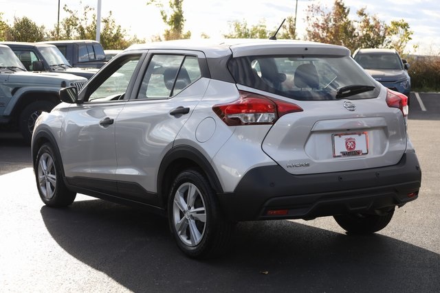 2020 Nissan Kicks S 4