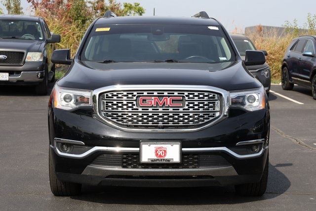 2017 GMC Acadia Denali 2