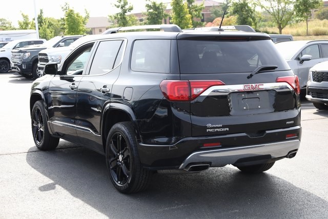 2017 GMC Acadia Denali 4