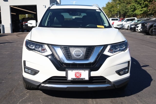 2017 Nissan Rogue SL 3