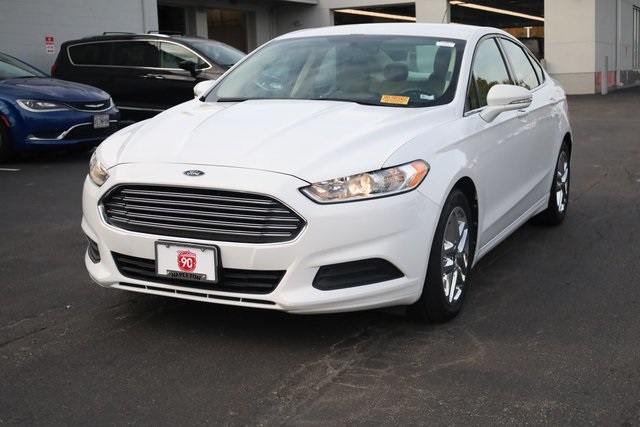 2013 Ford Fusion SE 4