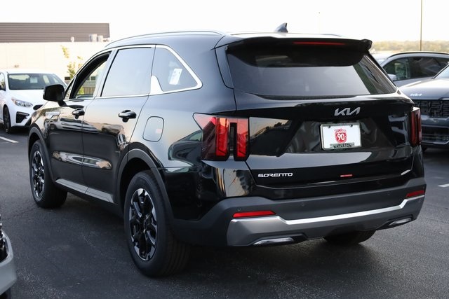 2025 Kia Sorento S 5