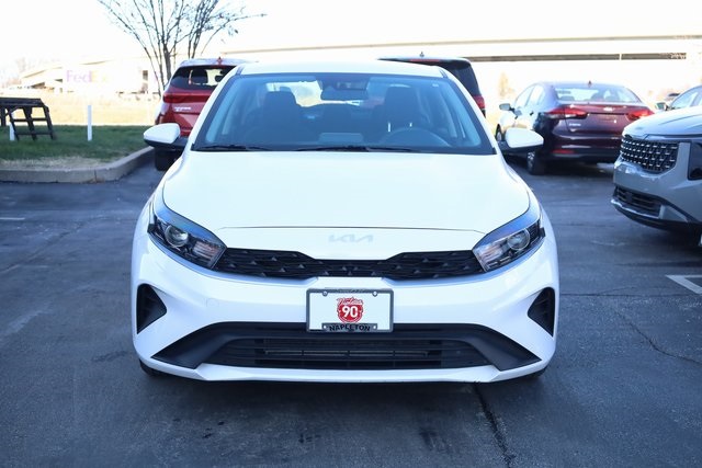 2022 Kia Forte LXS 3