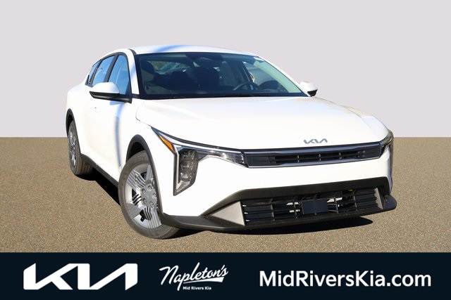 2025 Kia K4 LX 1