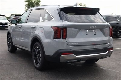 2025 Kia Sorento S 5