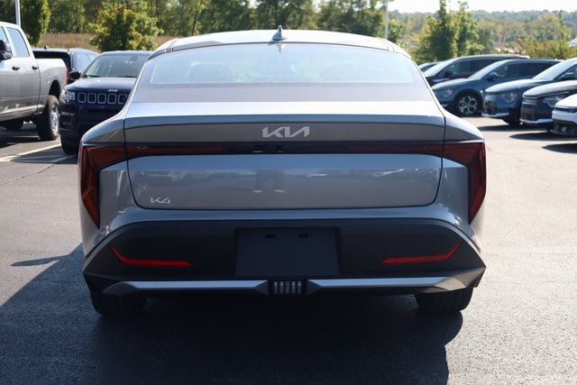 2025 Kia K4 EX 6