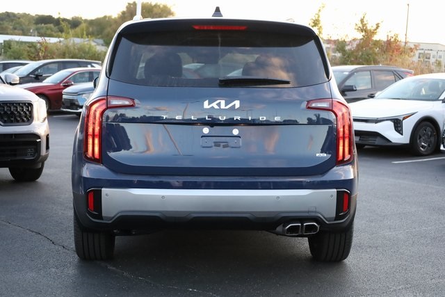 2025 Kia Telluride S 5