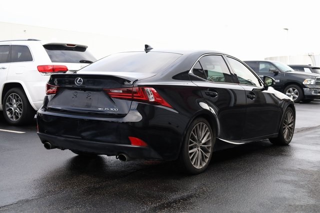 2016 Lexus IS 300 5