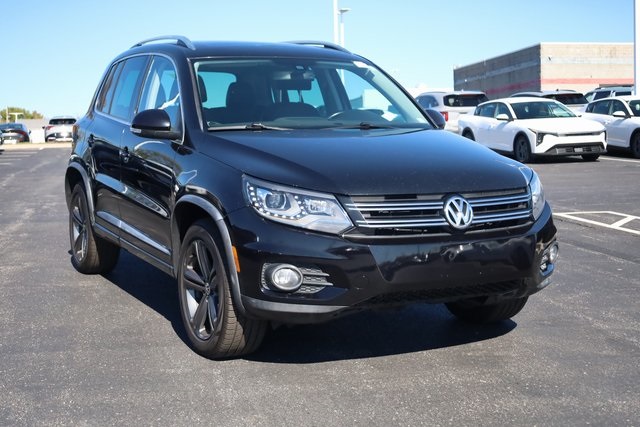 2017 Volkswagen Tiguan Sport 2