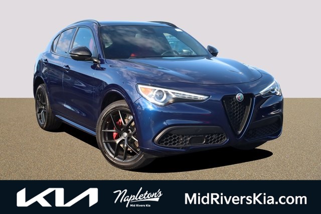 2021 Alfa Romeo Stelvio Ti Sport 1