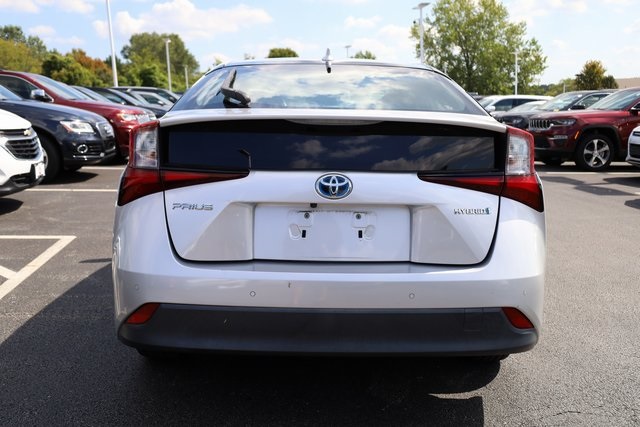 2019 Toyota Prius L 5