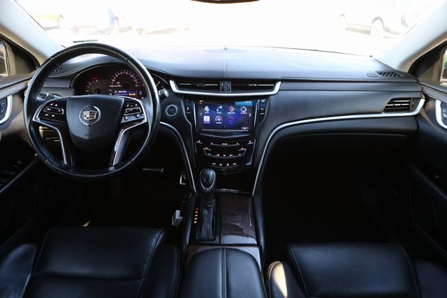 2013 Cadillac XTS Base 14