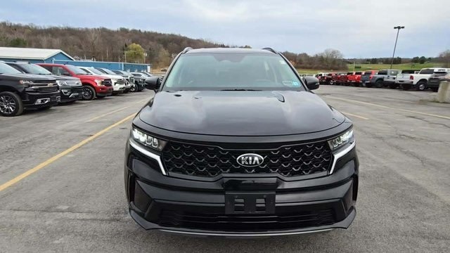 2021 Kia Sorento S 2