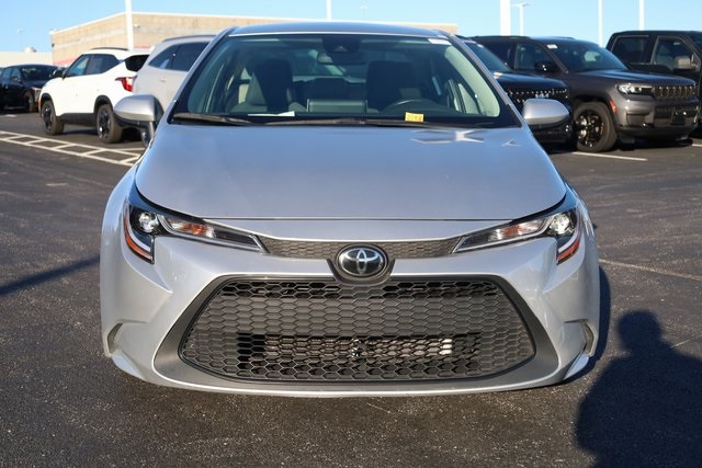 2020 Toyota Corolla LE 3