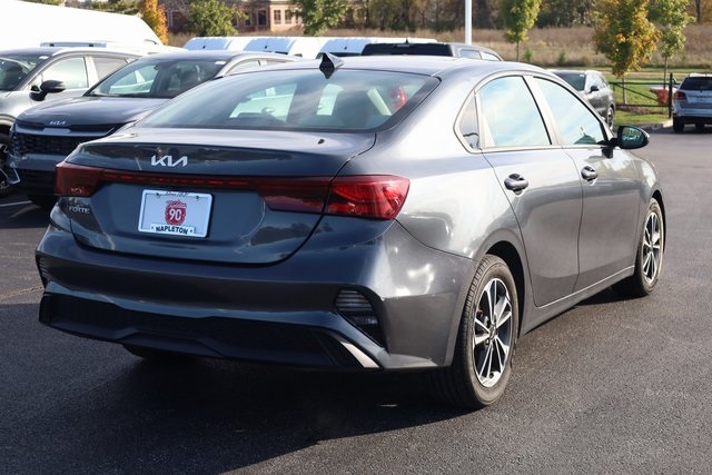 2022 Kia Forte LXS 7