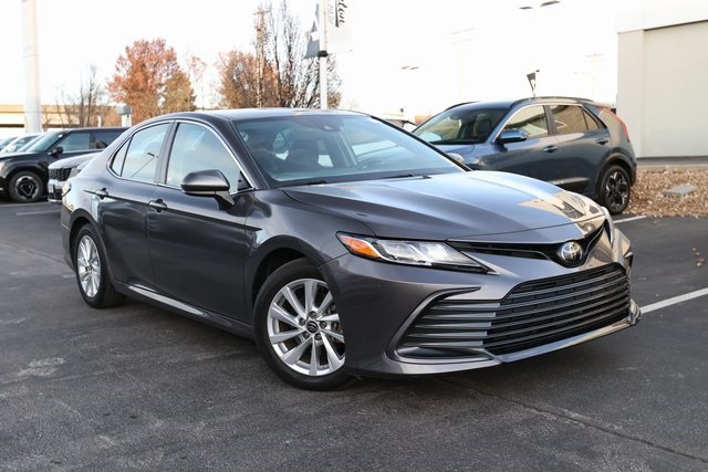 2023 Toyota Camry LE 2