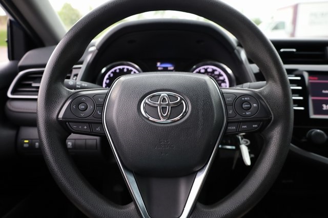 2019 Toyota Camry L 11